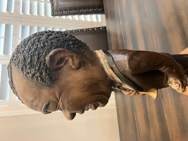 Louis Armstrong ESCO Statue For Sale / Louis Armstrong ESCO Chalkware Statues For Sale Louis Armstrong ESCO Statue For Sale / Louis Armstrong ESCO Chalkware Statues For Sale