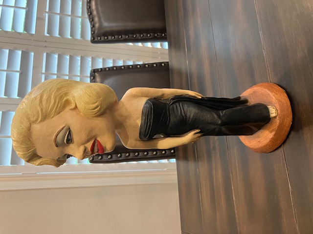 Marilyn Monroe ESCO Statue For Sale / Marilyn Monroe ESCO Chalkware Statues For Sale Marilyn Monroe ESCO Statue For Sale / Marilyn Monroe ESCO Chalkware Statues For Sale