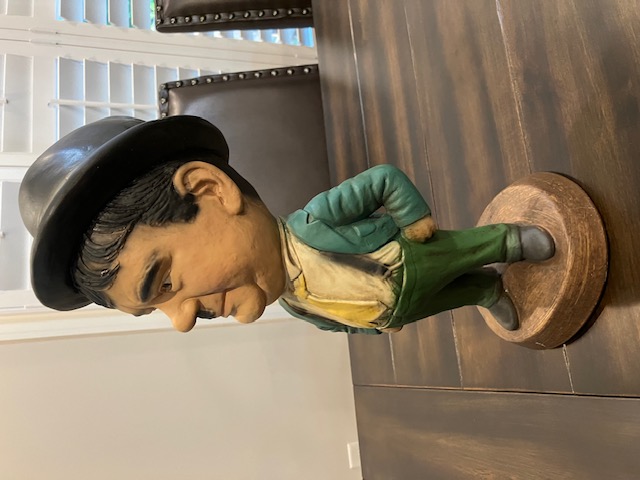 Oliver Hardy ESCO Statue For Sale / Oliver Hardy ESCO Chalkware Statues For Sale Oliver Hardy ESCO Statue For Sale / Oliver Hardy ESCO Chalkware Statues For Sale