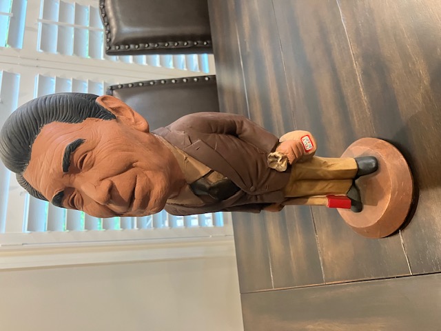 Ronald Reagan ESCO Statue For Sale / Ronald Reagan ESCO Chalkware Statues For Sale Ronald Reagan ESCO Statue For Sale / Ronald Reagan ESCO Chalkware Statues For Sale